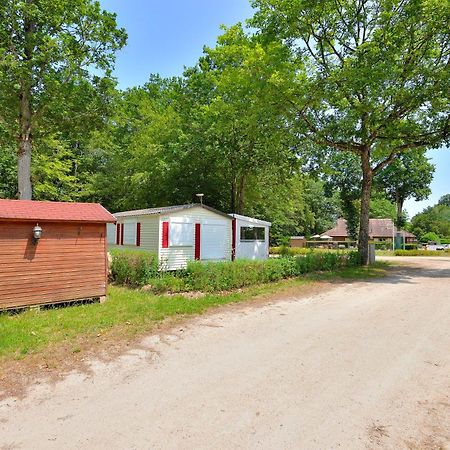 Camping Etang De La Vallee Combreux Eksteriør bilde