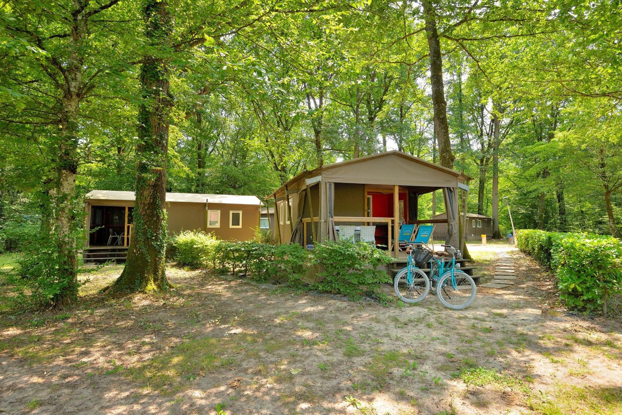 Camping Etang De La Vallee Combreux Eksteriør bilde