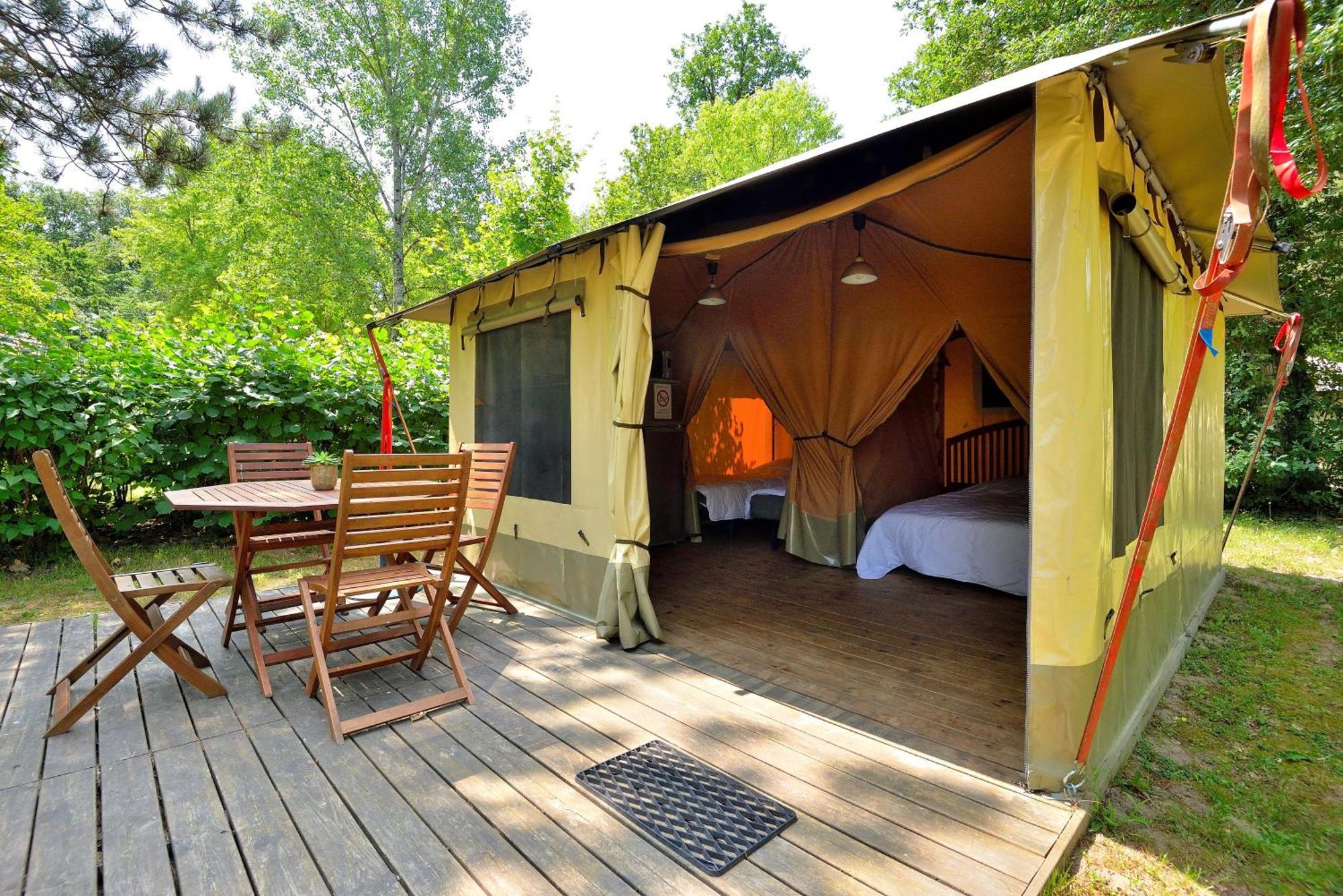 Camping Etang De La Vallee Combreux Rom bilde